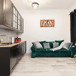 Superapart Targowa 21, Praga - Blisko Stadionu I Konesera *