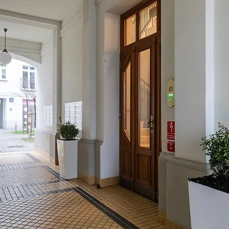 Superapart Targowa 21, Praga - Blisko Stadionu I Konesera Apartamento